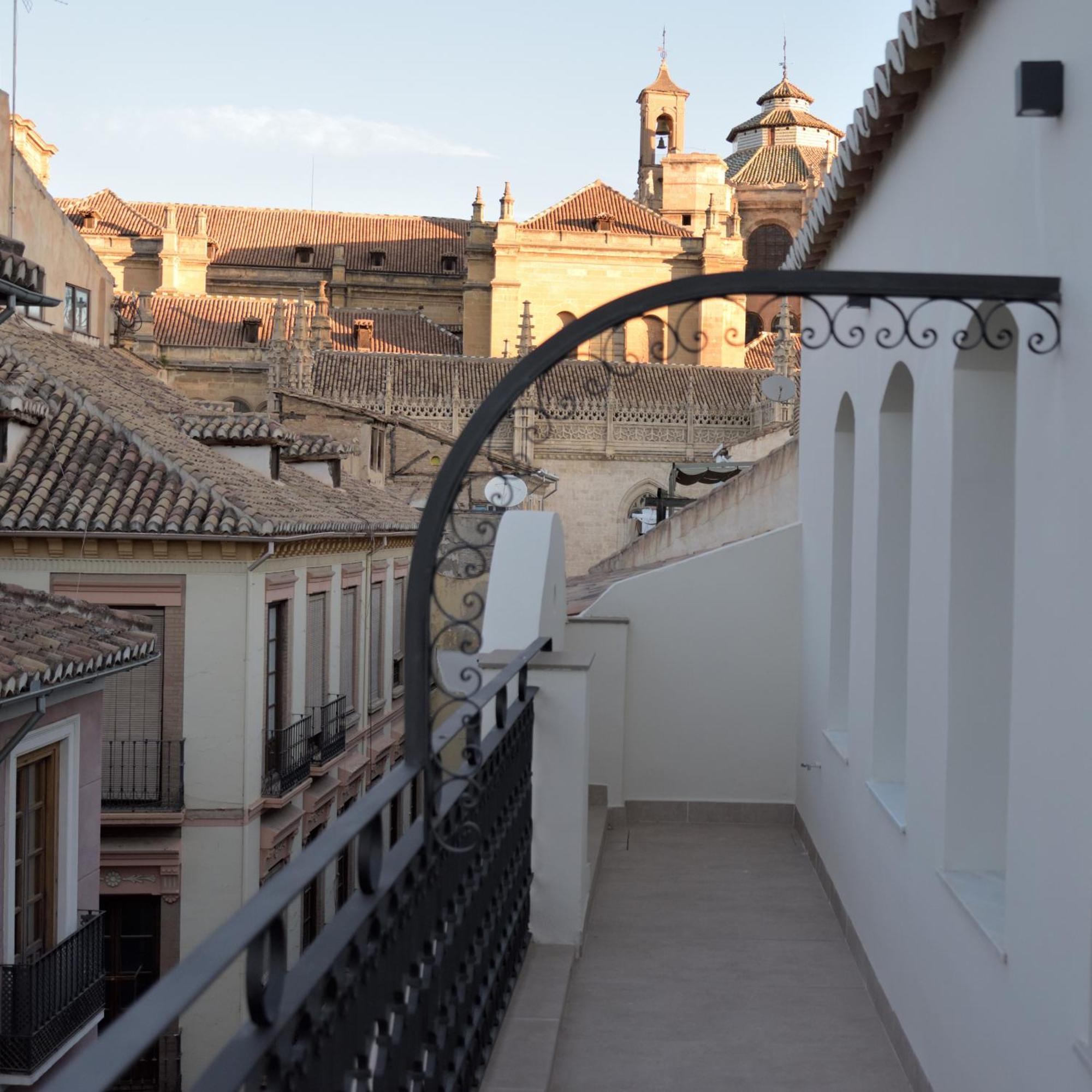 Patio De Sombra - Urban Suites Гранада Экстерьер фото